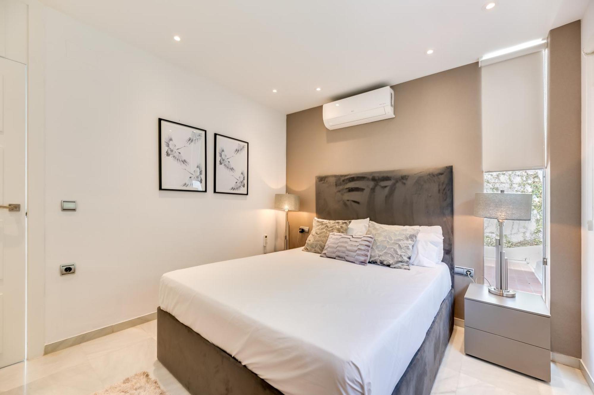 Apartamento Tropical 4 Bdrm In Prime Location W Jacuzzi